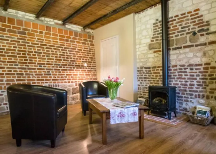 Le Bout Du Monde Berneville